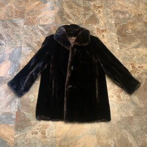 Vintage Dubrowsky & Perlbinder brown faux fur coat